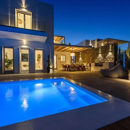 Black Pearl - Sea Front