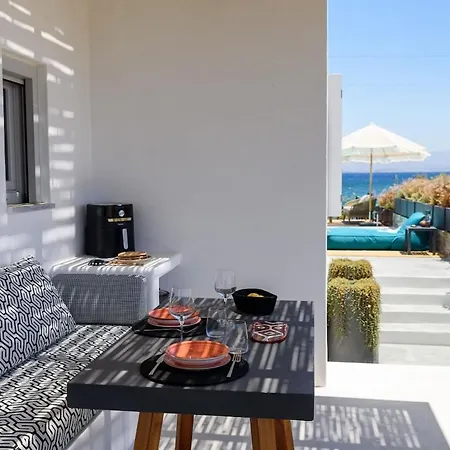 Villa Black Pearl - Sea Front Ambelász