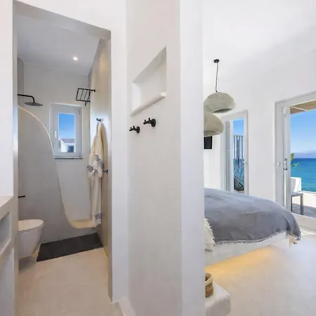 Black Pearl - Sea Front *