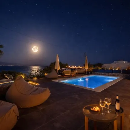 Villa Black Pearl - Sea Front *